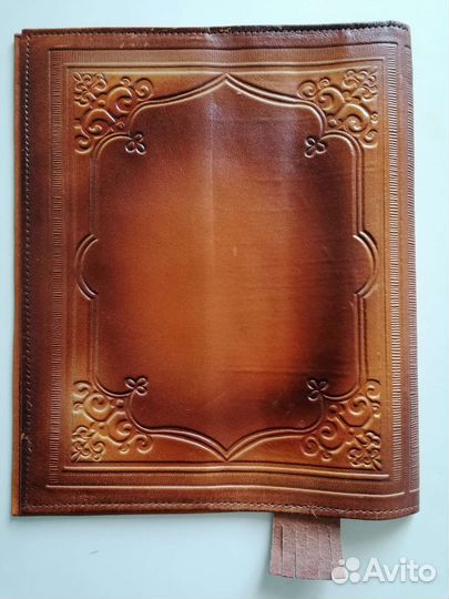 Кожаная обложка для книг