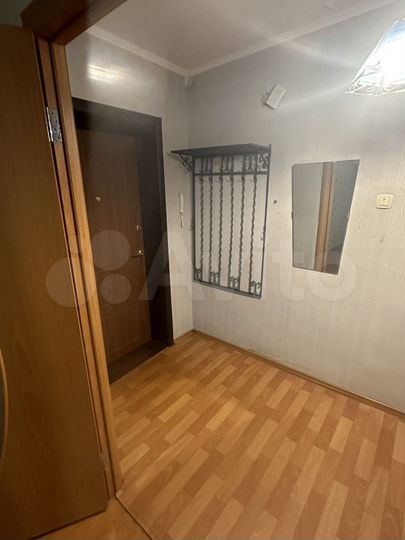 2-к. квартира, 52 м², 1/9 эт.