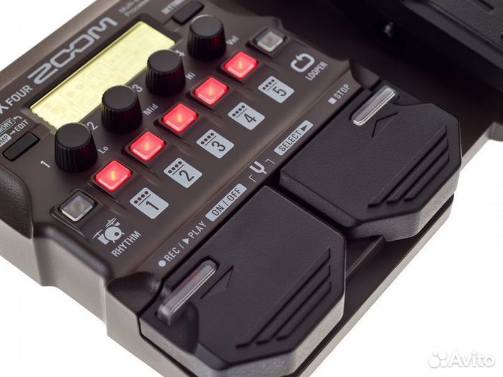 Процессор Zoom A1X four