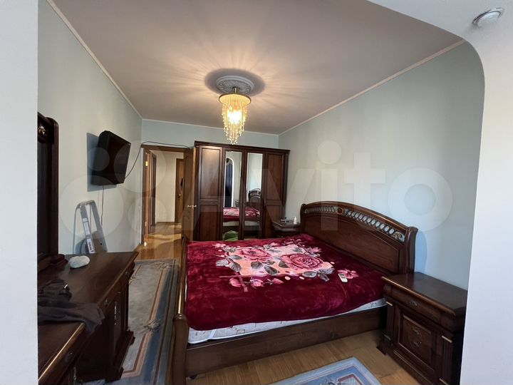 3-к. квартира, 75 м², 4/9 эт.