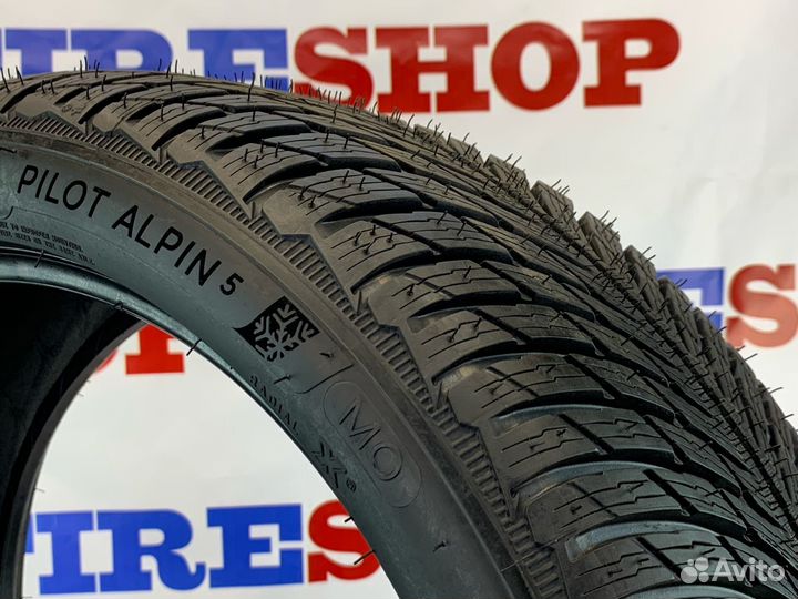 Michelin Alpin A5 285/35 R22 106W
