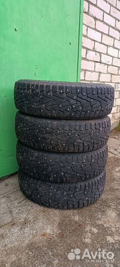 Pirelli Ice Zero 185/70 R14