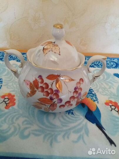 Молочник, подстаканники, чайные пары и многое др