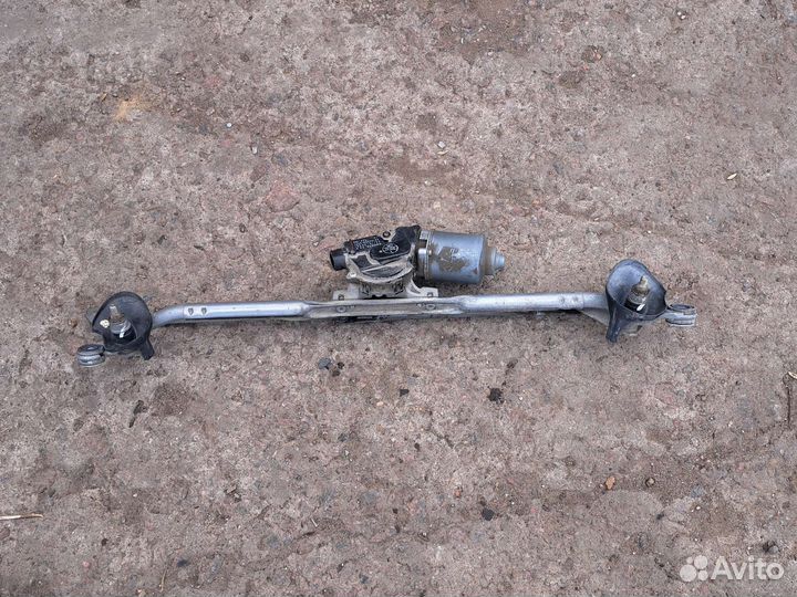 Трапеция дворников Тойота Хайлюкс 7