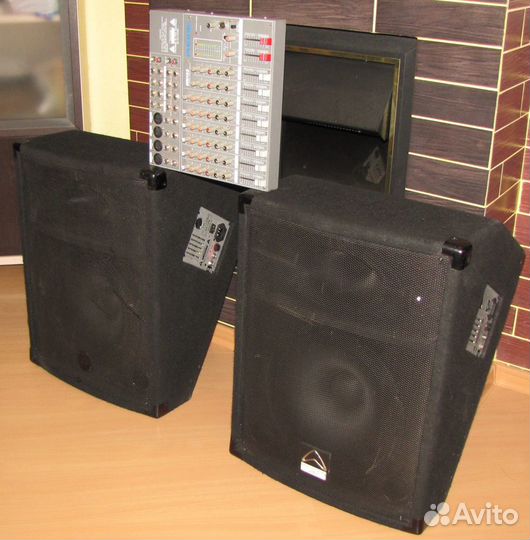 Колонки активные Wharfedale 1200W Pro D15