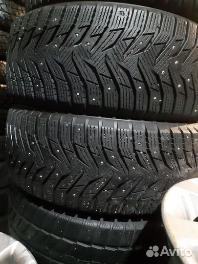 Marshal WinterCraft Ice WI31 215/55 R16 82H