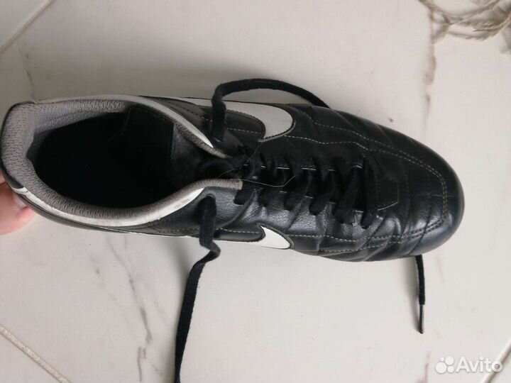 Футбольные бутсы 40 размер