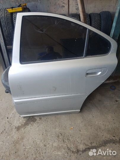 Дверь задняя левая вольво с60