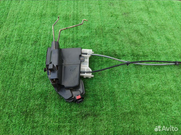 Замок передней правой двери hyundai elantra xd