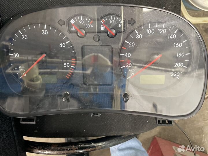 Приборная панель