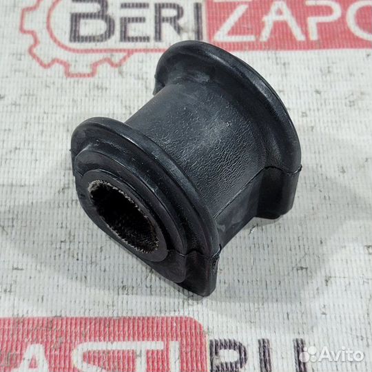 Втулка стабилизатора передняя Toyota Crown S184