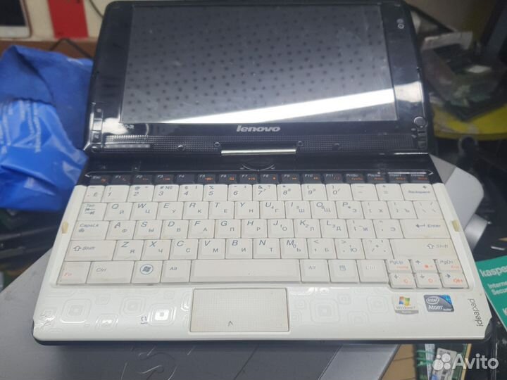 S10-3t Lenovo включается нетбук