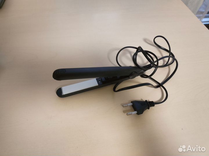 Выпрямитель для волос дорожный