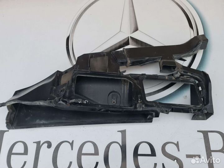 Корпус воздуховода печки Mercedes W204