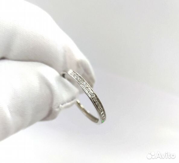 Золотое кольцо с бриллиантом 16р