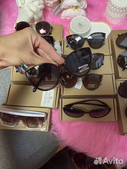 Новые солнцезащитные очки