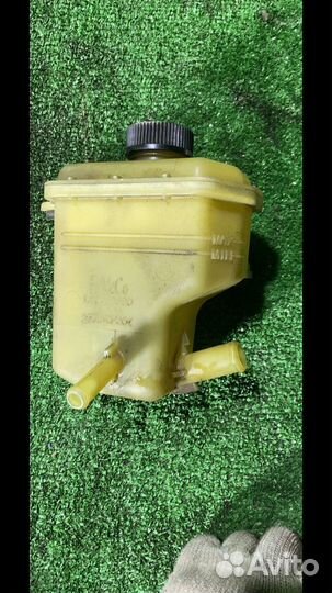 Бачок гур Mazda CX-9 1