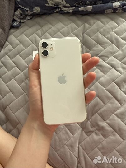 iPhone 11, 64 ГБ