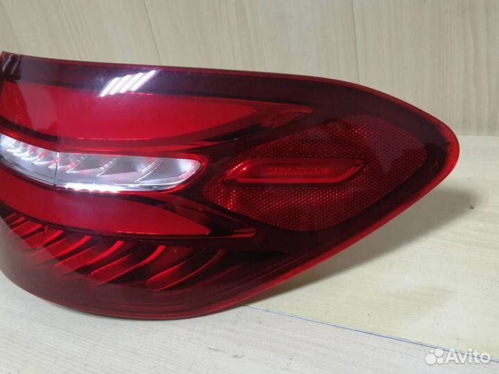 Фонарь задний правый Mercedes-Benz GLC-Класс X253