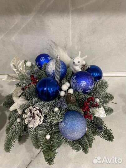 Новогодняя композиция из ели нобилиса