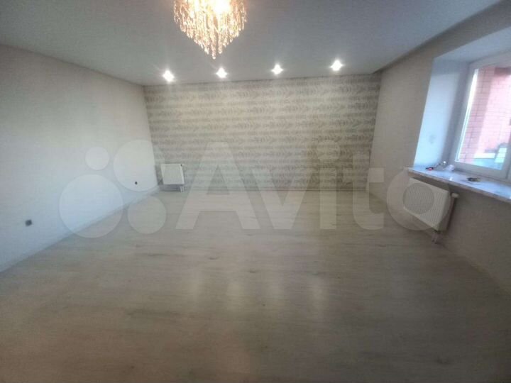 2-к. квартира, 75 м², 2/10 эт.