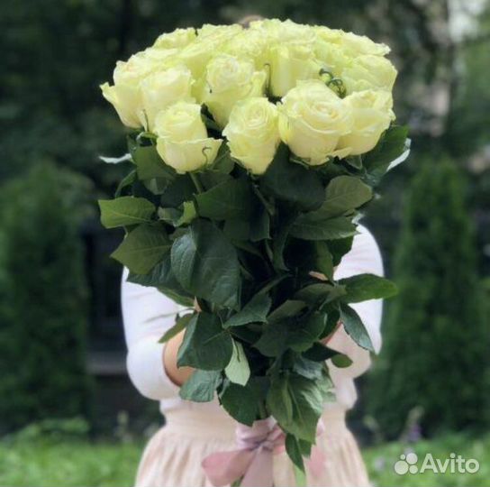 Цветы 25 роз 70 см