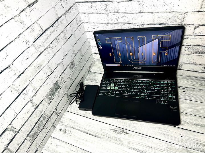 Игровой ноутбук Asus TuF Gaming 120гц/SSD/GTX1650