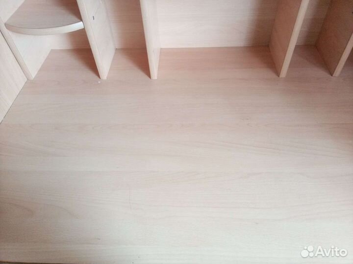 Стол для школьника