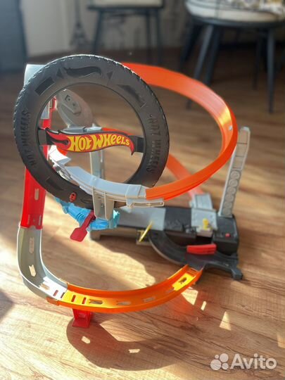 Гоночный трек hot wheels