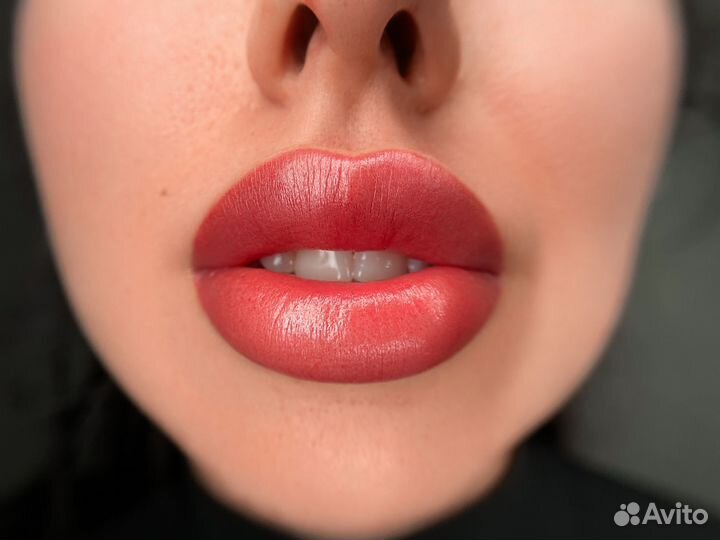 Перманентный макияж губ, бровей