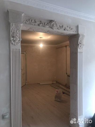 Установка карнизов и гипсовых изделий