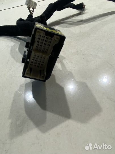 Электропроводка центральной консоли (Kia Seltos)