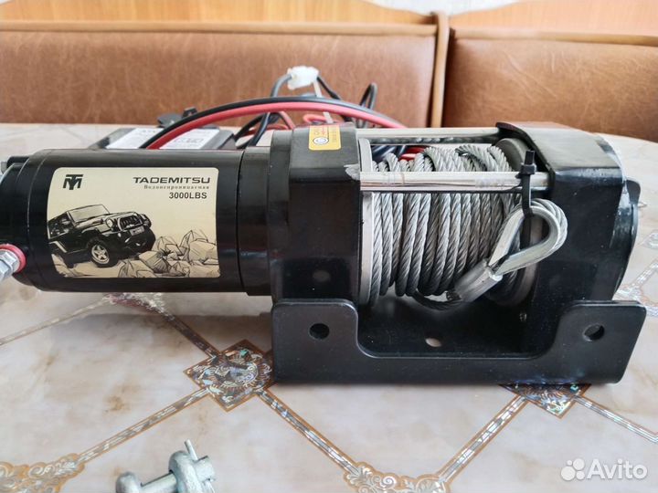 Лебедка электрическая автомобильная