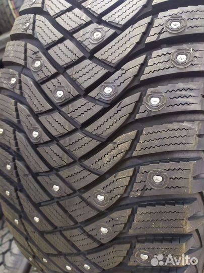 Goodyear UltraGrip Arctic 2 215/50 R17