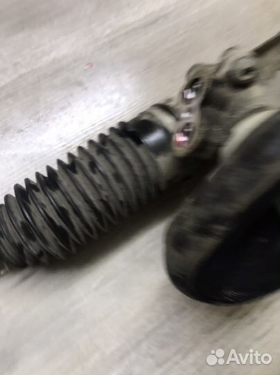 Рено логан Сандеро рулевая рейка 2020