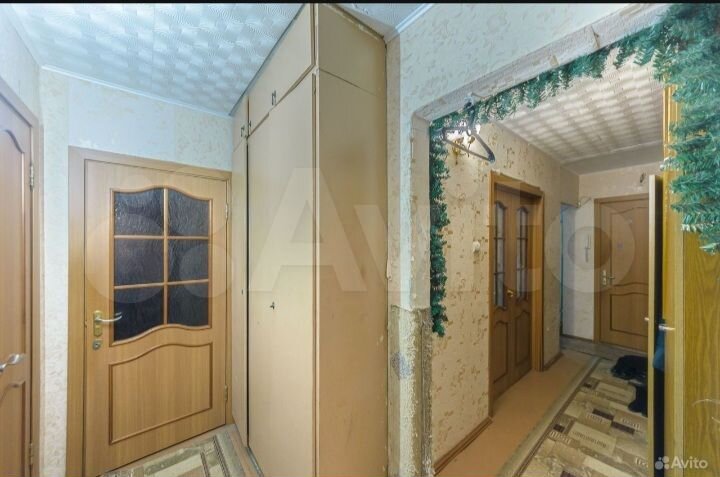 Комната 13 м² в 3-к., 3/10 эт.