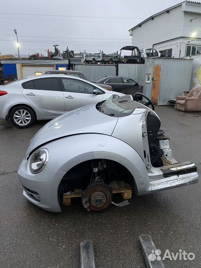 Volkswagen Beetle 1.2 AMT, 2015, битый, 50000км