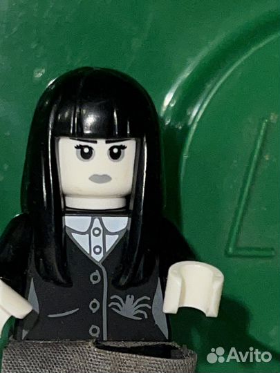 Lego Minifigures Девочка-вампир