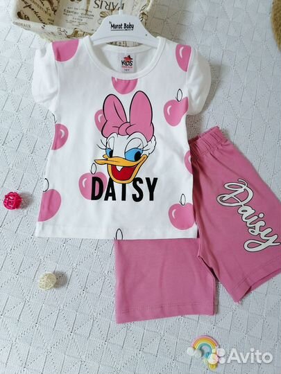 Летний костюм для девочки: футболка, шорты