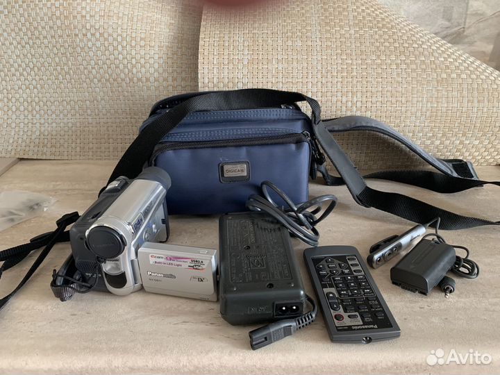 Цифровая видеокамера panasonic