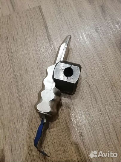 Противоугонный штырь