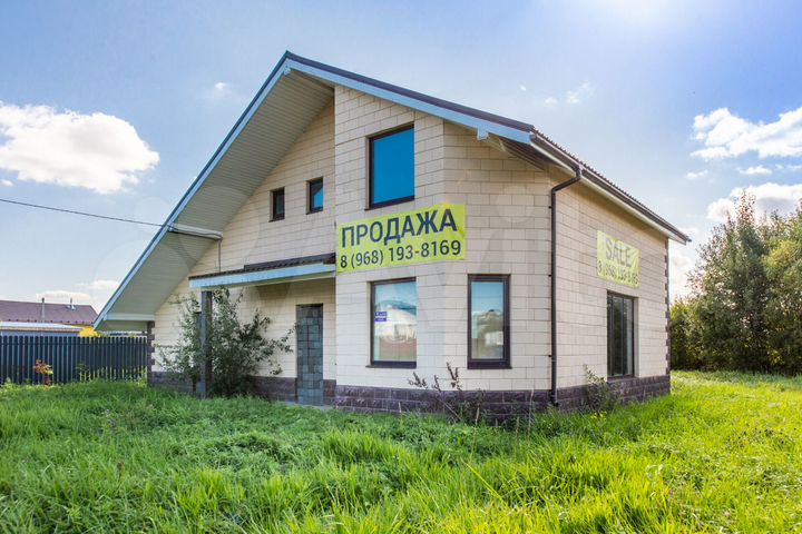 Дом 172,9 м² на участке 12 сот.