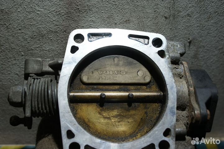 Дроссель Volvo V70