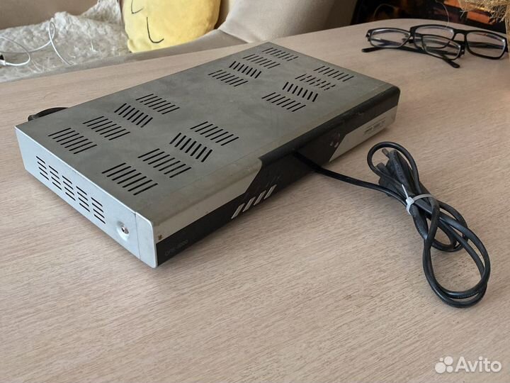 Ресивер спутниковый DRE-5000