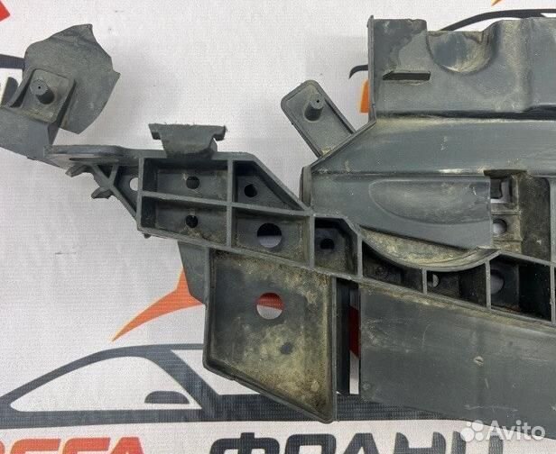 Крепление бампера переднее Citroen C3 хэтчбек EP6