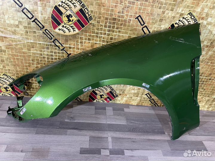 Крыло переднее левое на Porsche Panamera 971 16-23