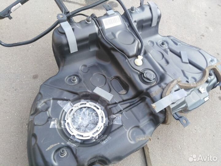 Бензобак Mercedes-Benz S-Class W222 OM656