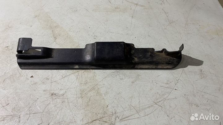 Накладка сидения левая BMW 5 E39