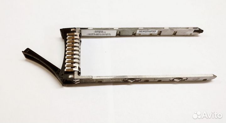 Салазки для серверных жёстких дисков