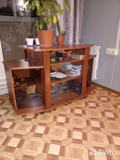 Тумба под тв